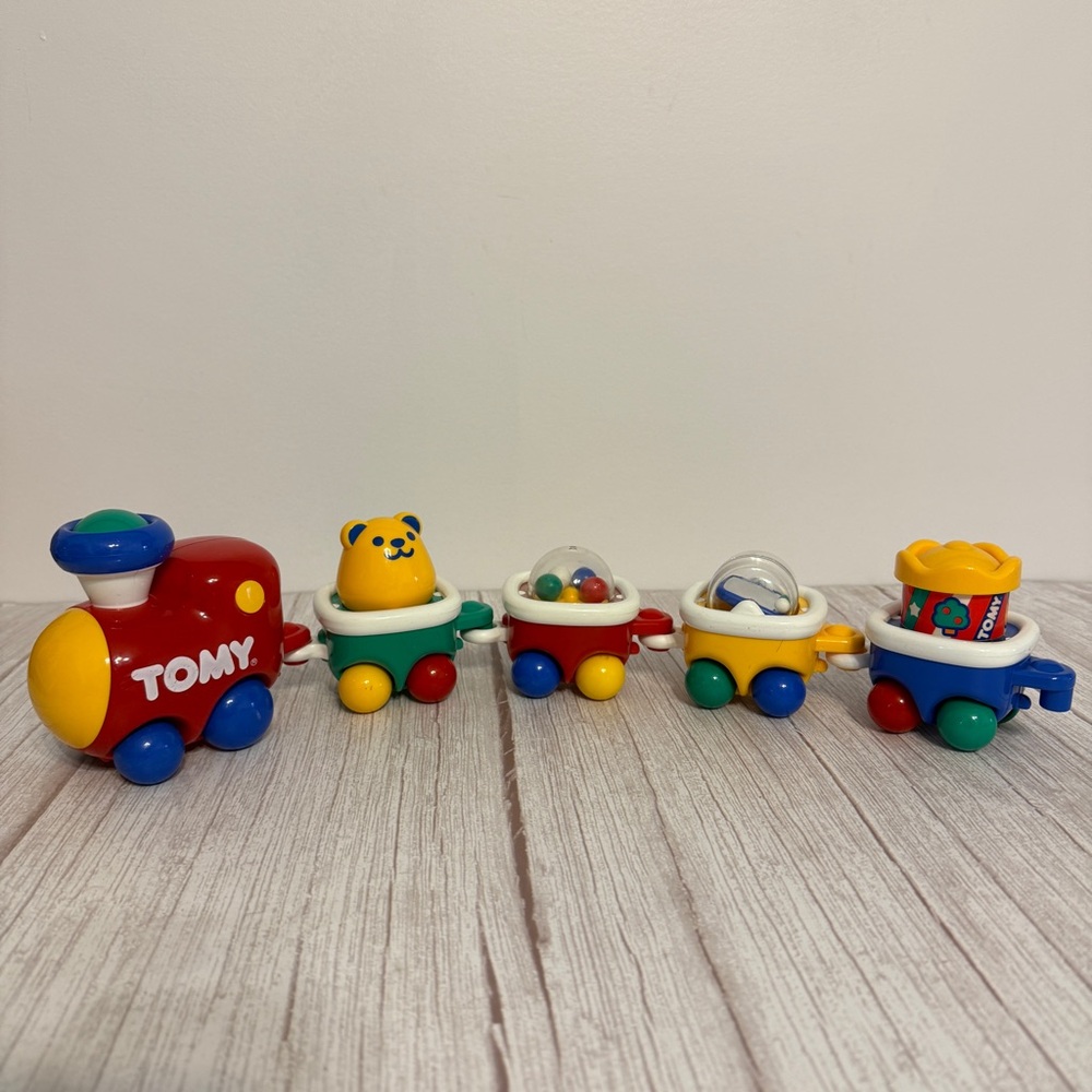 Toddler TOMY Loco Motion Push & Activity 5 Piece Train Car Baby Toy Vtg 1996